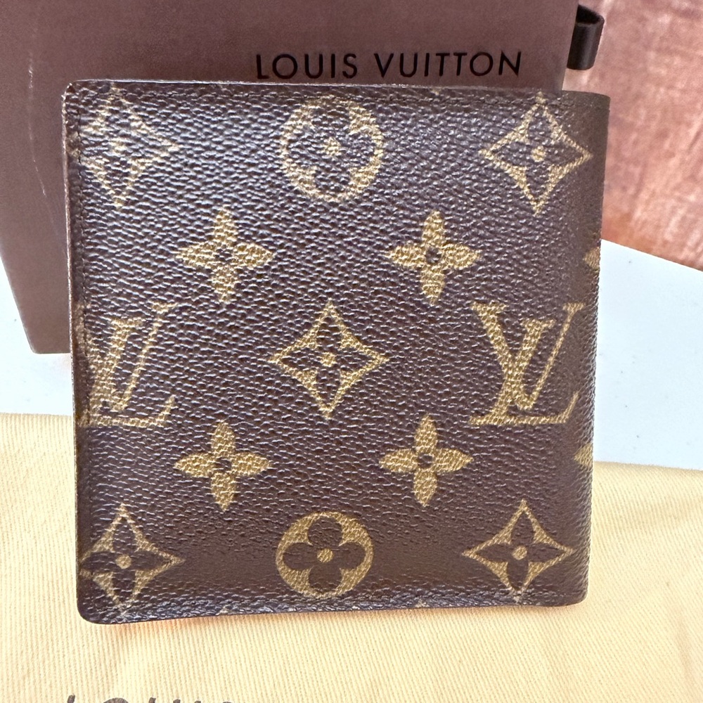 Louis Vuitton Brown Monogram Wallet - Picture 2 of 16